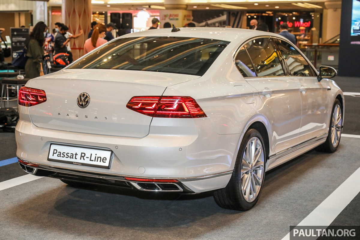 Volkswagen Passat R-Line 2020 chao hang Dong Nam A-Hinh-9