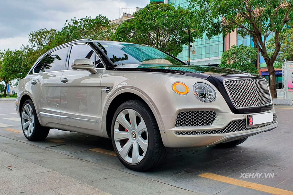 Cuc pham SUV sieu sang Bentley Bentayga Mulliner tren pho Sai Gon-Hinh-2