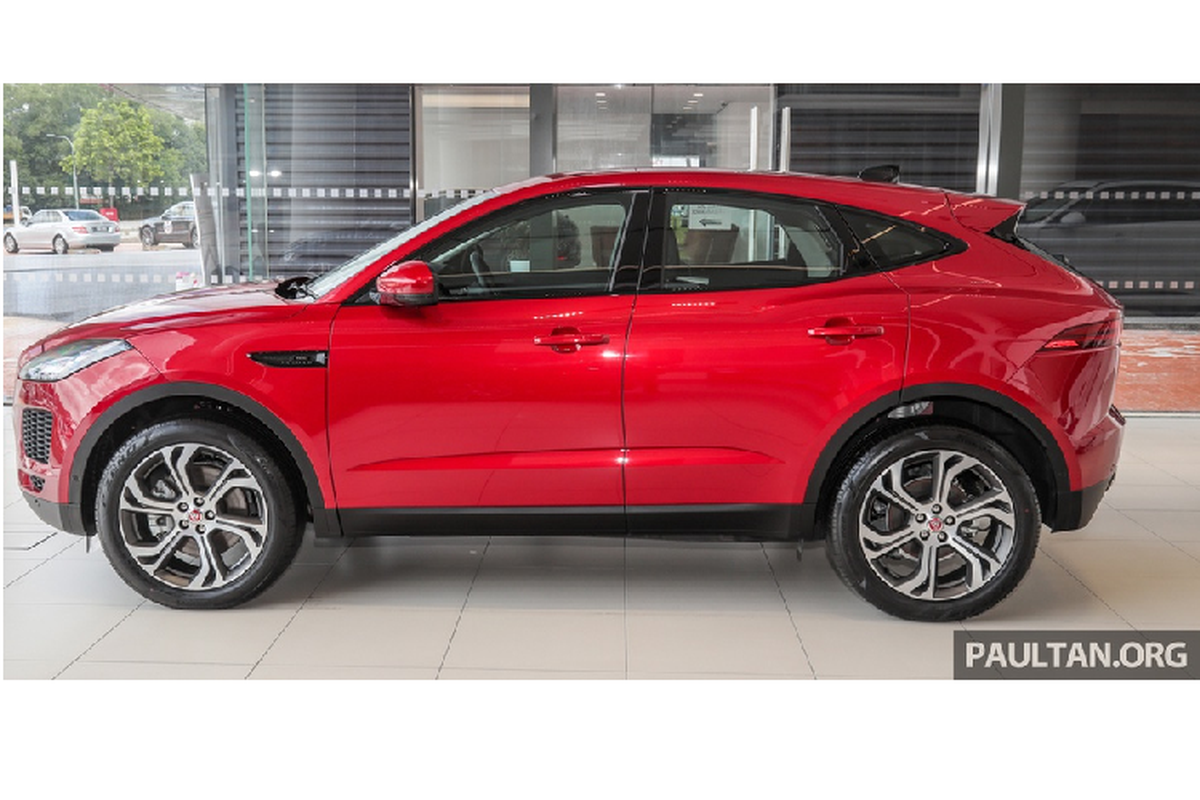 Chi tiet SUV co nho Jaguar E-Pace P200 co gia 96.636 USD-Hinh-4