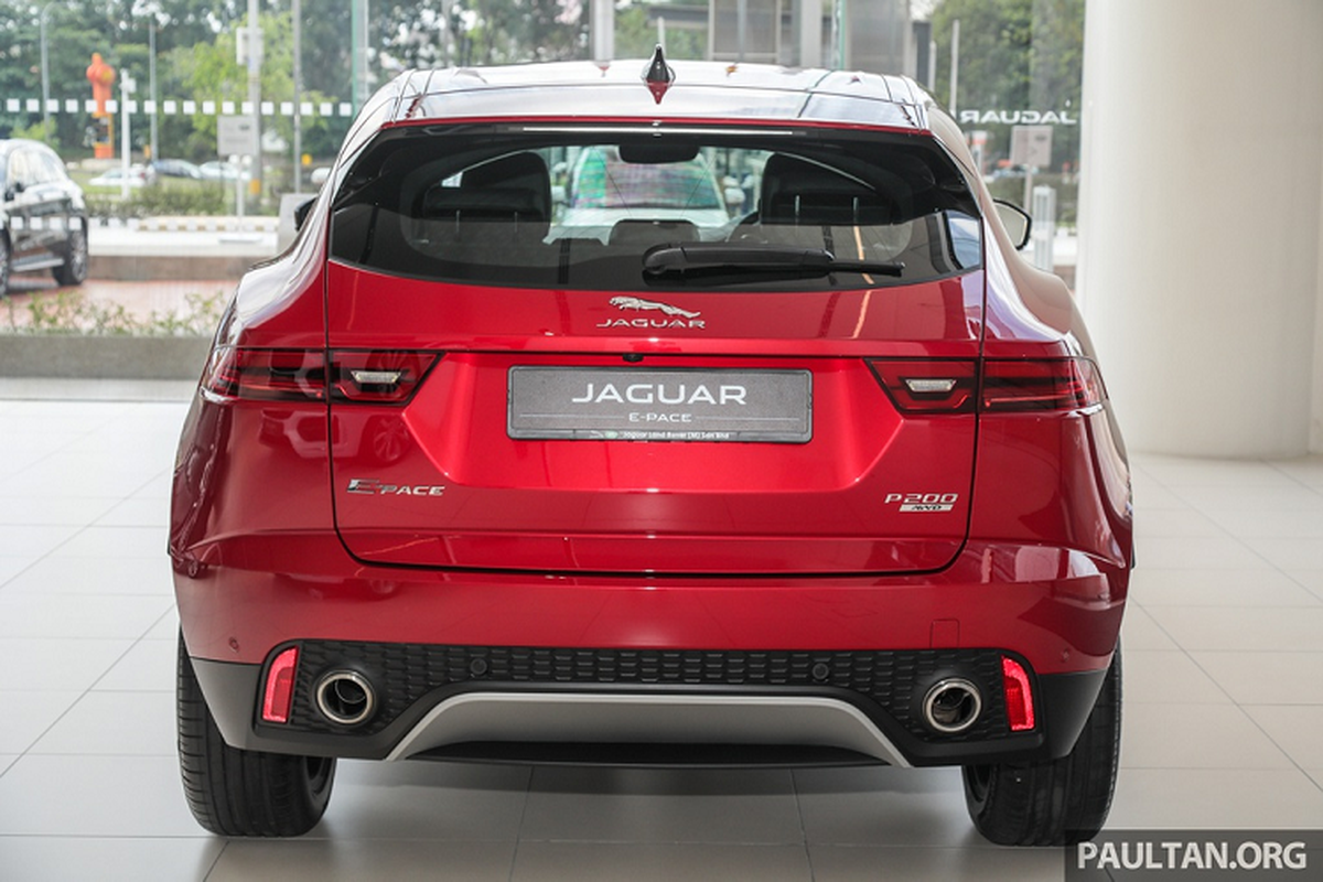 Chi tiet SUV co nho Jaguar E-Pace P200 co gia 96.636 USD-Hinh-5