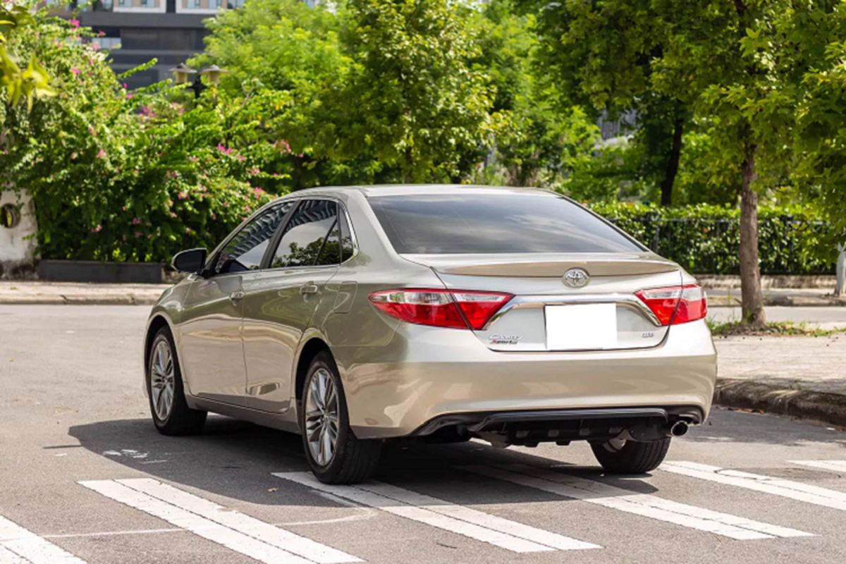 Toyota Camry nhap My dung chan, ban dat hon Camry 2020 dap hop-Hinh-9