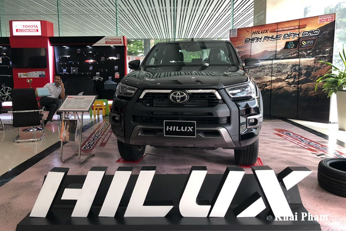 Toyota Hilux 2020 tai Viet Nam co du suc 