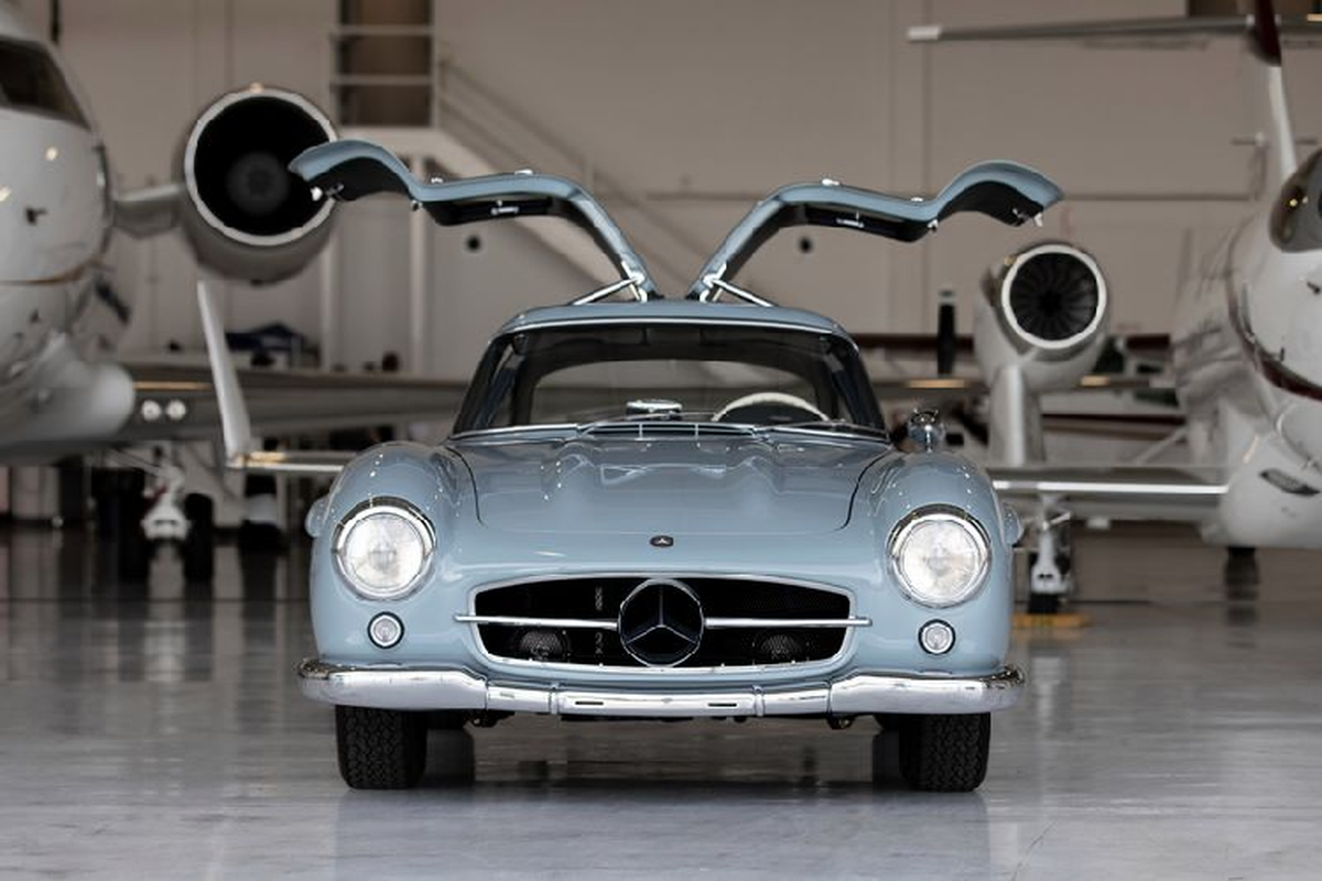 Mercedes-Benz 300SL hon 60 tuoi 