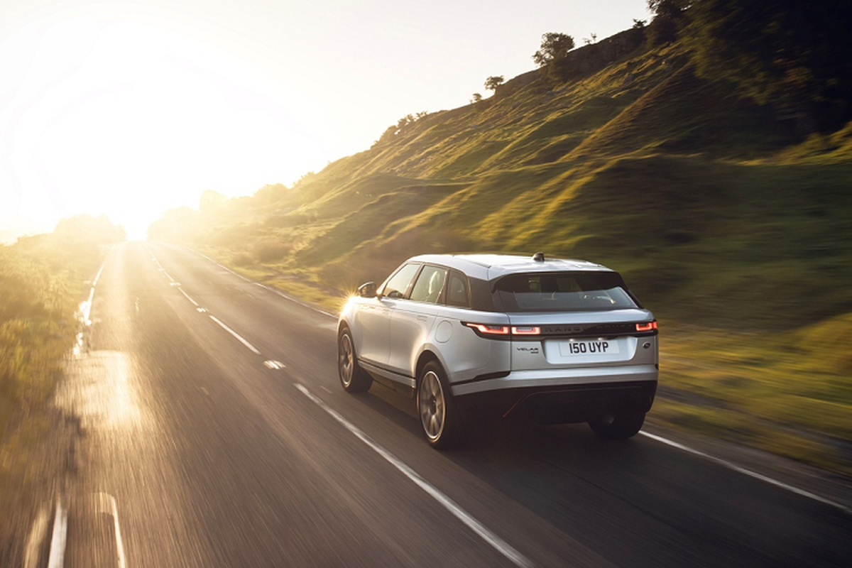 Range Rover Velar 2021 nang cap dong co, gan 60.000 USD-Hinh-8