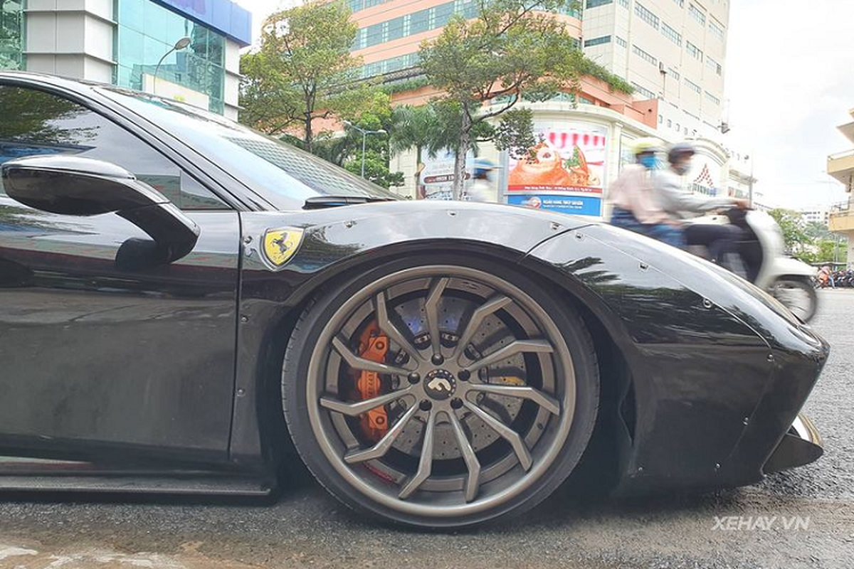 Ferrari 488 GTB do Liberty Walk hon 3 ty, doc nhat Viet Nam-Hinh-4