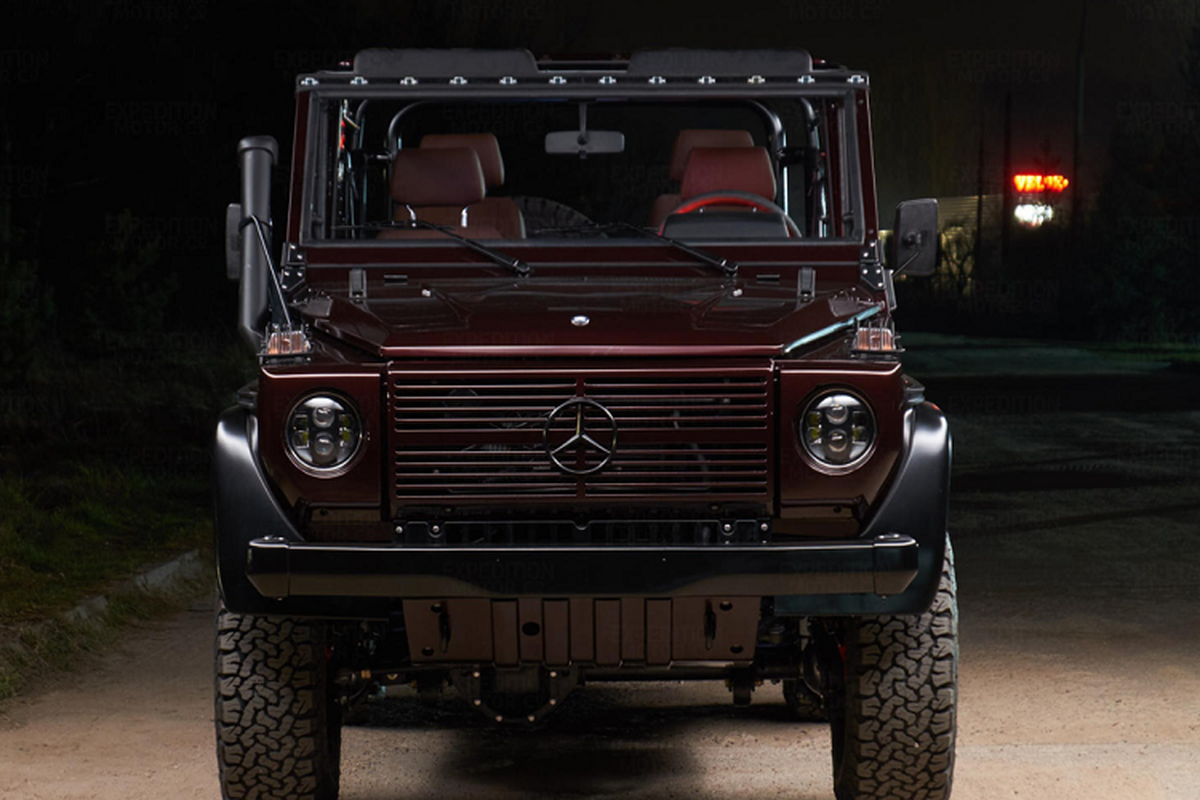 Mercedes G-Class 30 nam tuoi chao ban gan 2,5 ty dong-Hinh-2