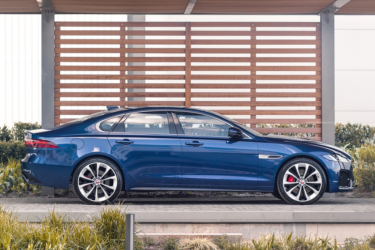 Jaguar XF 2021 tu 2,87 ty co gi 