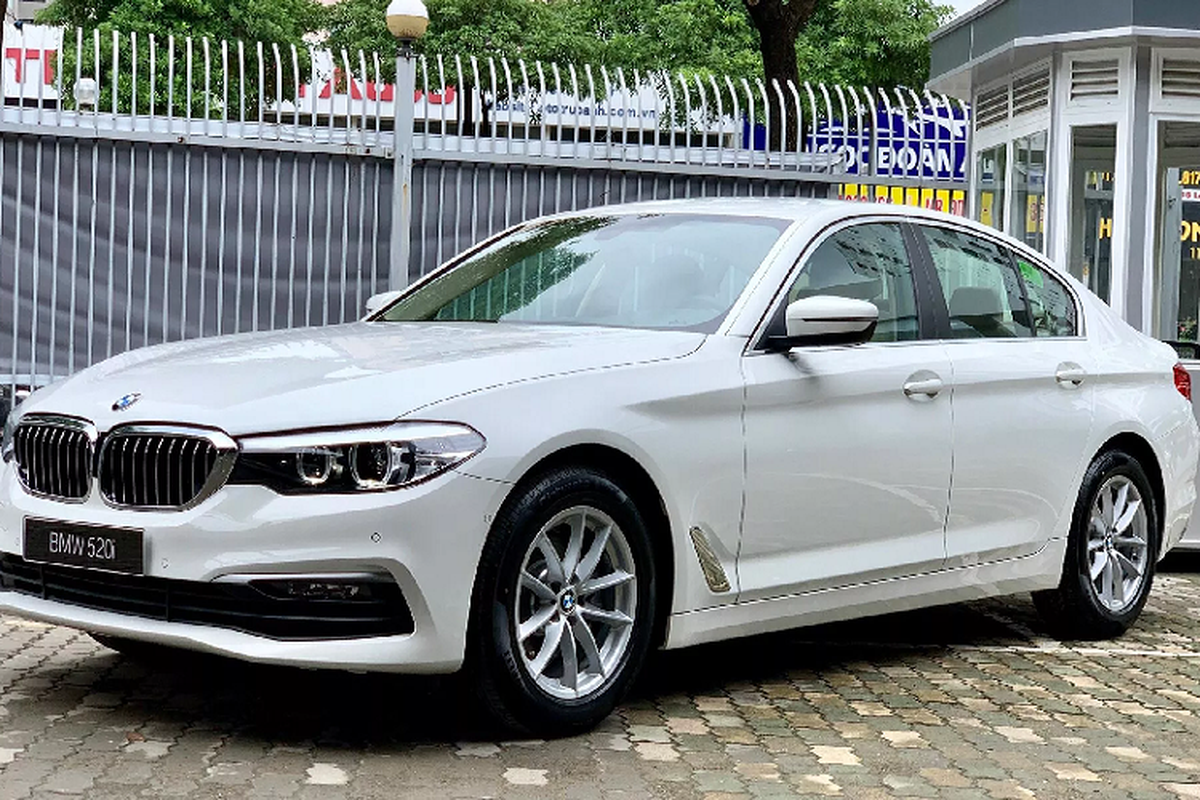 BMW 520i tai Viet Nam giam 200 trieu dong, chi con 1,8 ty