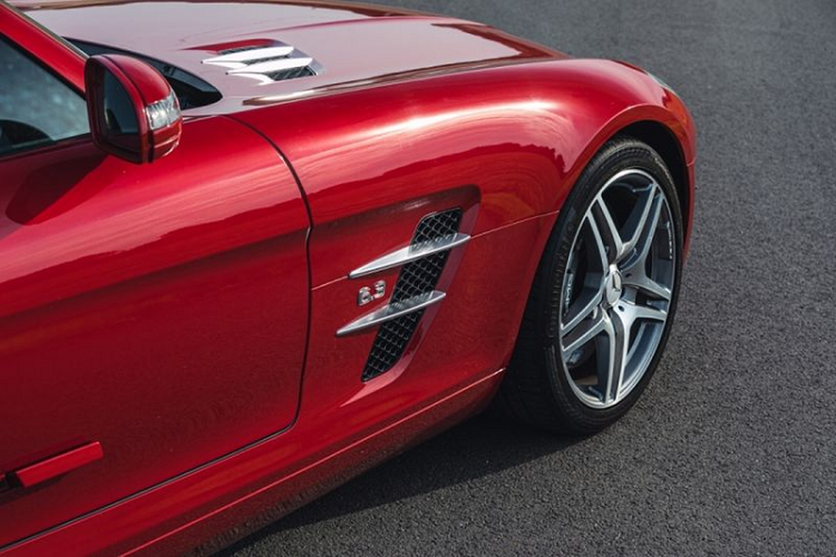 Sieu xe Mercedes-Benz SLS AMG chay 10 nam moi 11.129 km-Hinh-2