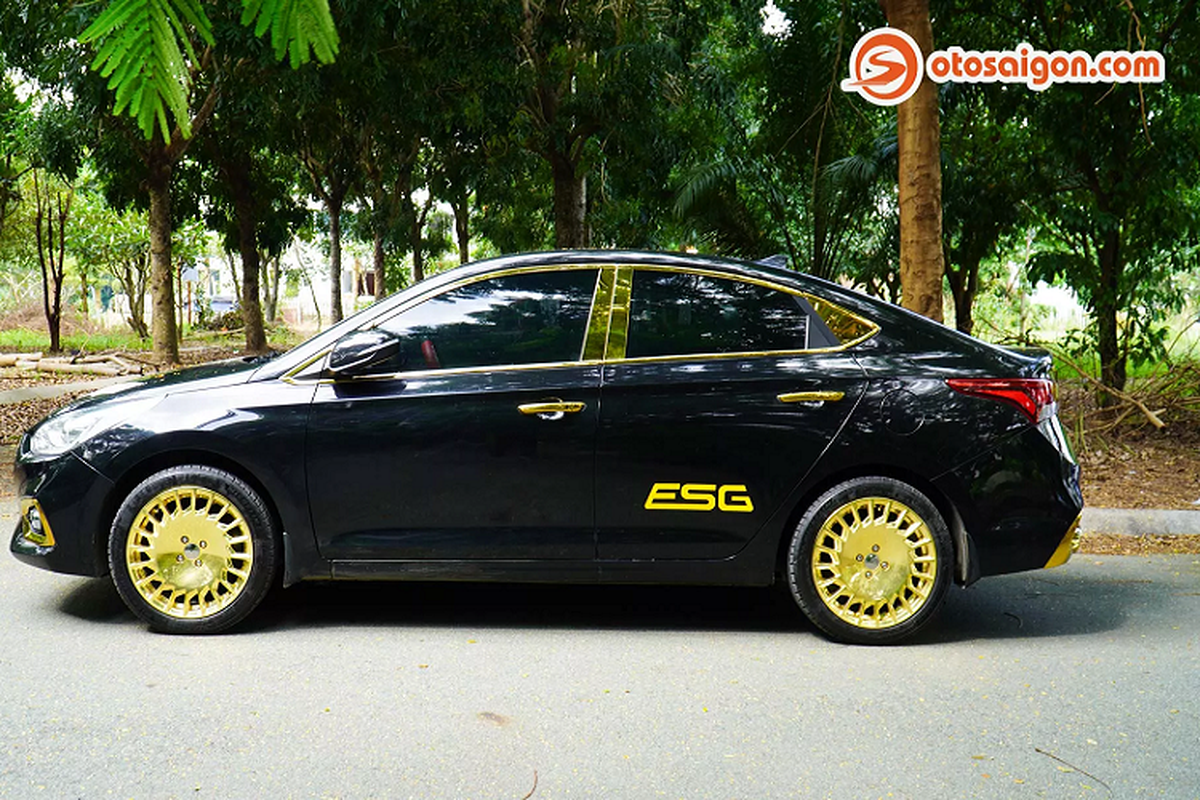 Hyundai Accent do phong cach Mercedes-Maybach o Sai Gon-Hinh-4