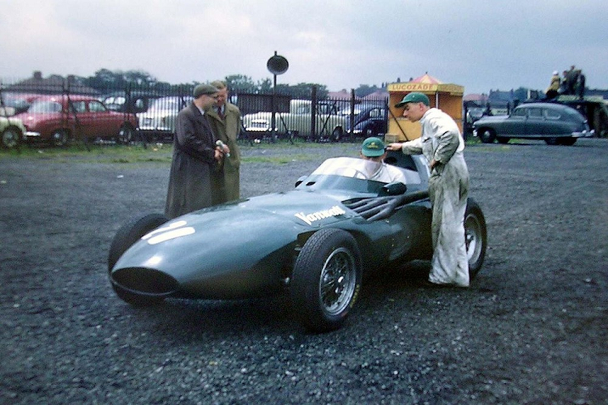 Sieu xe co Vanwall 1957 duoc tai sinh, chao ban 49,7 ty dong-Hinh-2