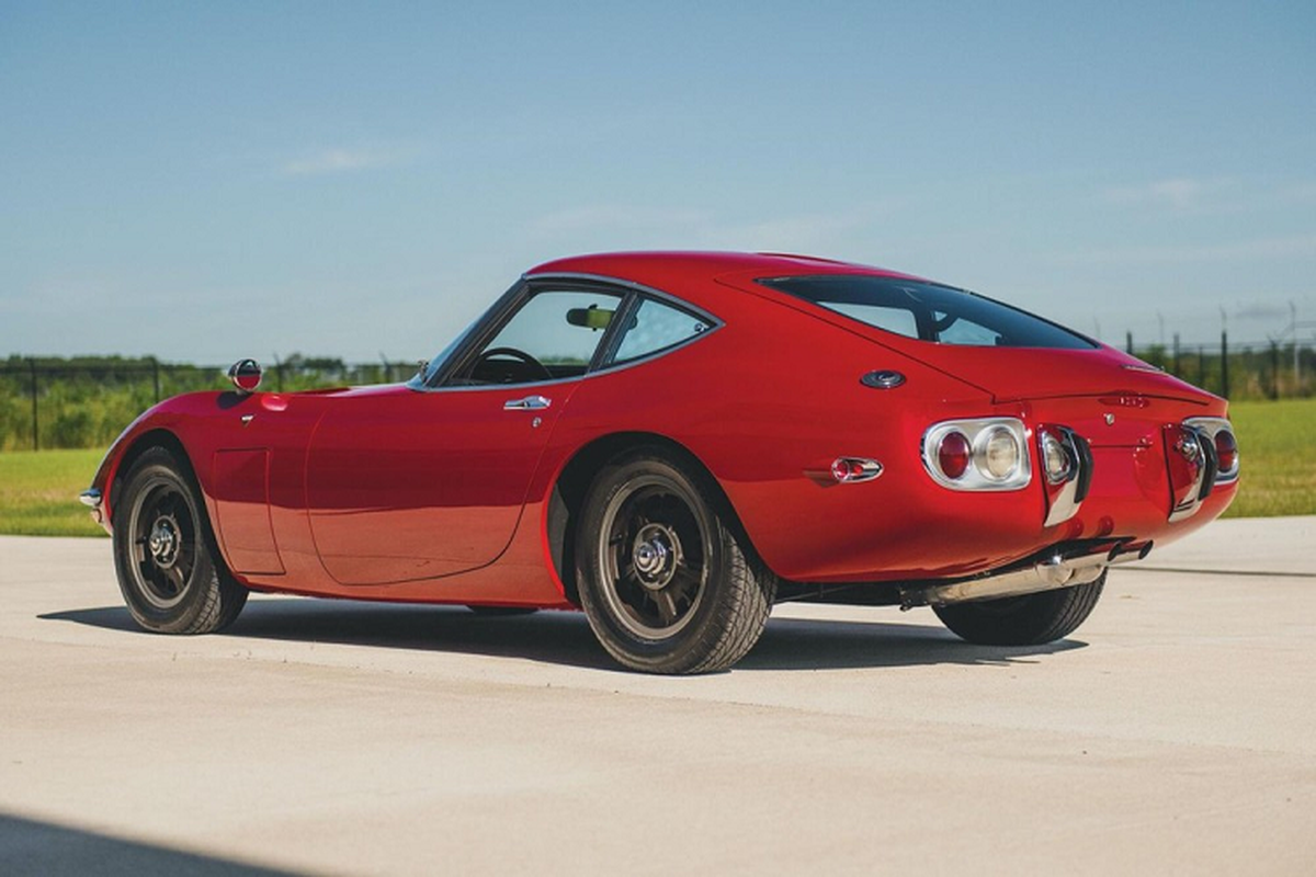 Toyota 2000GT 1967 cuc hiem vua duoc dau gia 21,1 ty dong-Hinh-2