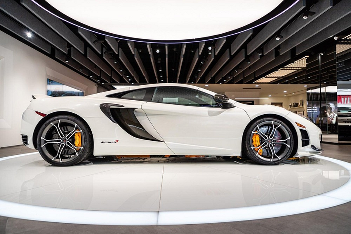 McLaren MP4-12C HS cuc hiem, sieu dat do den Hong Kong