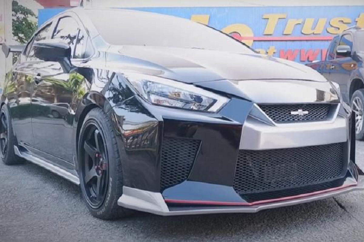 Nissan Sunny 2021 len doi bodykit GT-R, 