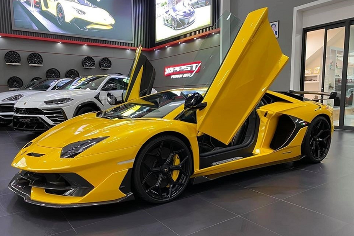 Lamborghini Aventador SVJ Roadster den Lao, dai gia Viet “phat hon“-Hinh-4