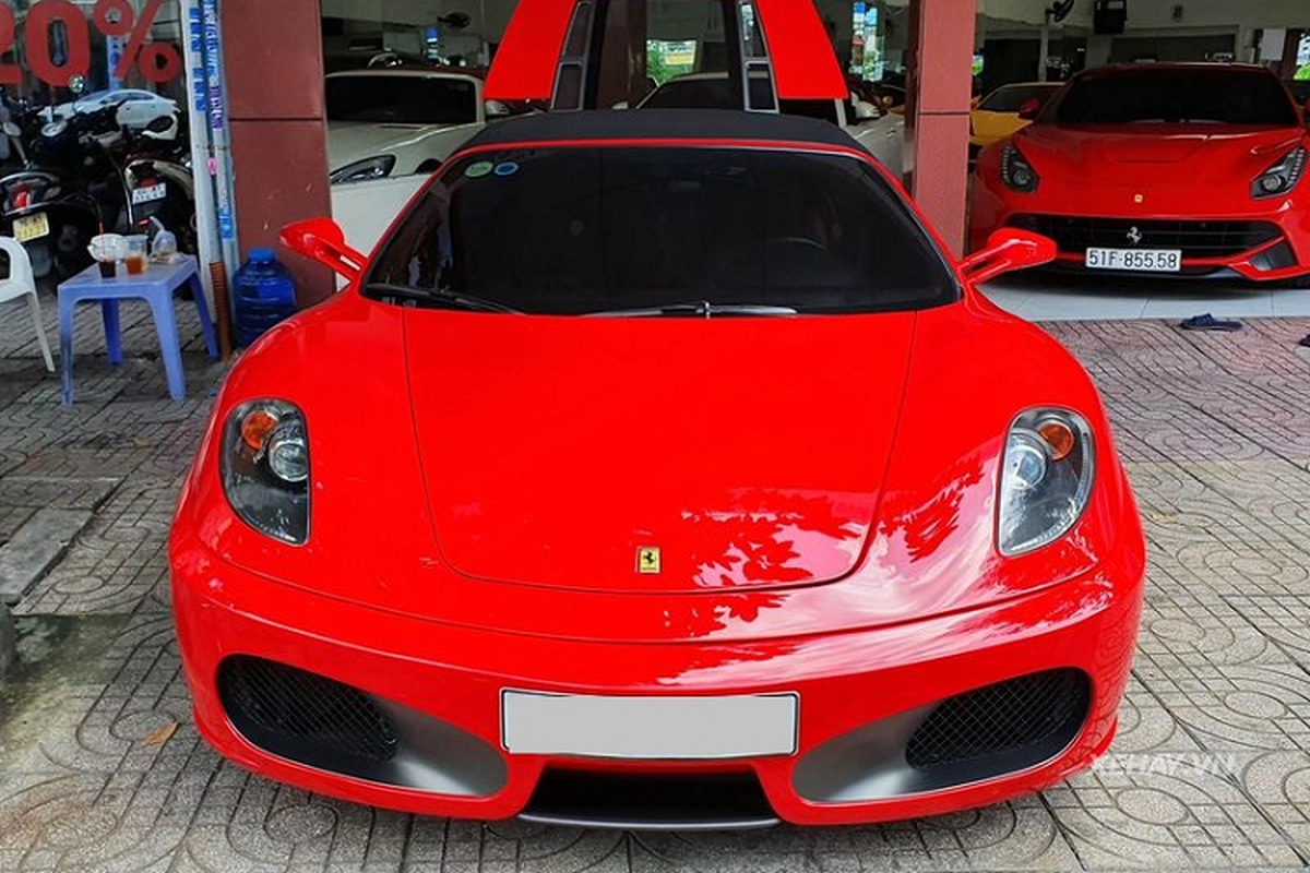 Rao ban sieu xe Ferrari F430 Spider tung cua “Dung mat sat“-Hinh-3
