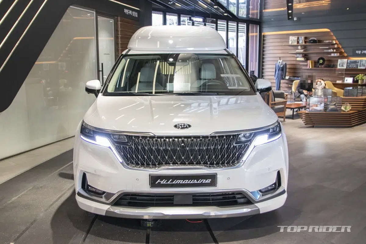 Kia Sedona High Limousine 2021 lo dien, chao ban hon 1,26 ty dong-Hinh-2