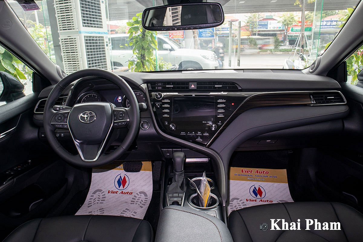 Can canh Toyota Camry XLE nhap My hon 2,6 ty tai Viet Nam-Hinh-3