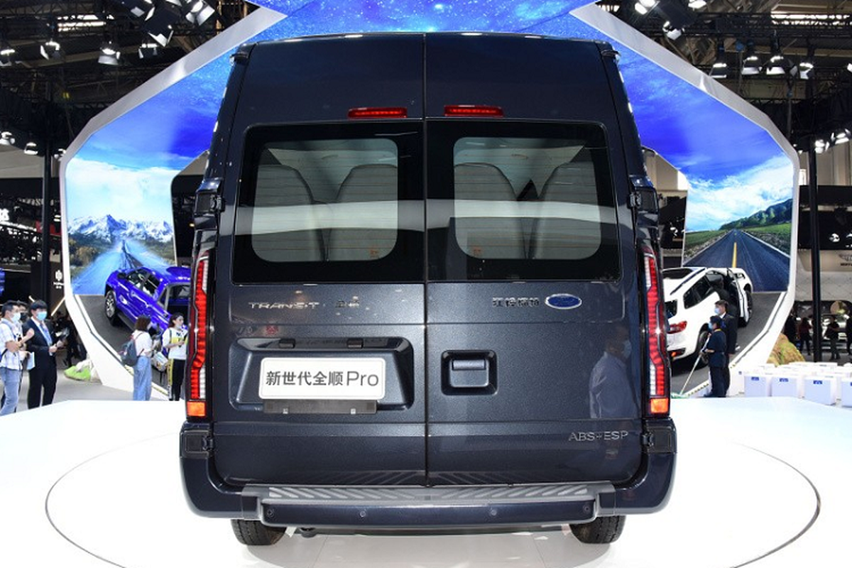 Ra mat Ford Transit Pro 2021 tu 582 trieu dong tai Trung Quoc-Hinh-5
