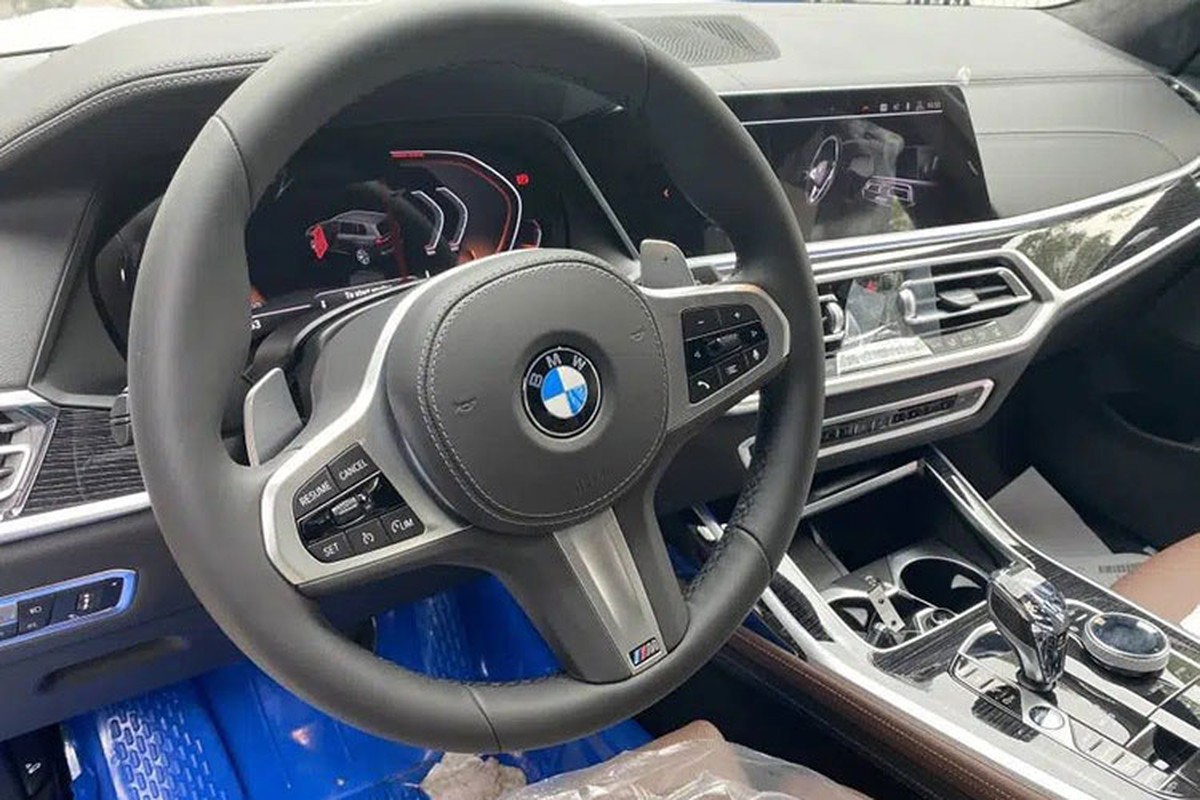 BMW X7 M Sport chinh hang ve Viet Nam re toi 1 ty dong-Hinh-5