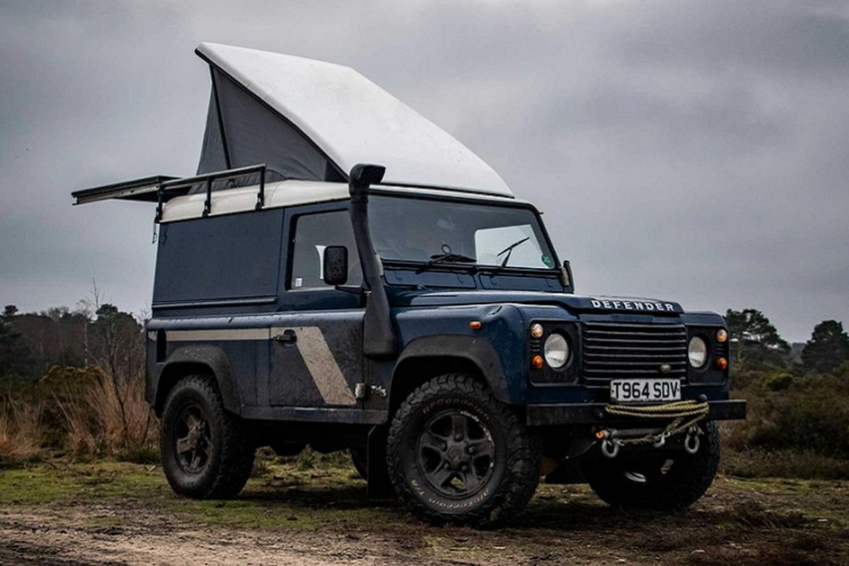 Land Rover Defender co dien 