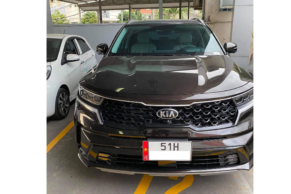 Dat mua Kia Sorento 2021 qua catalogue, khach Viet bat ngo khi nhan xe-Hinh-3