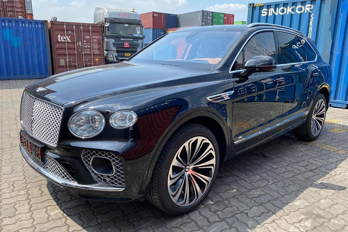 Bentley Bentayga V8 2021 ca chuc ty dong 