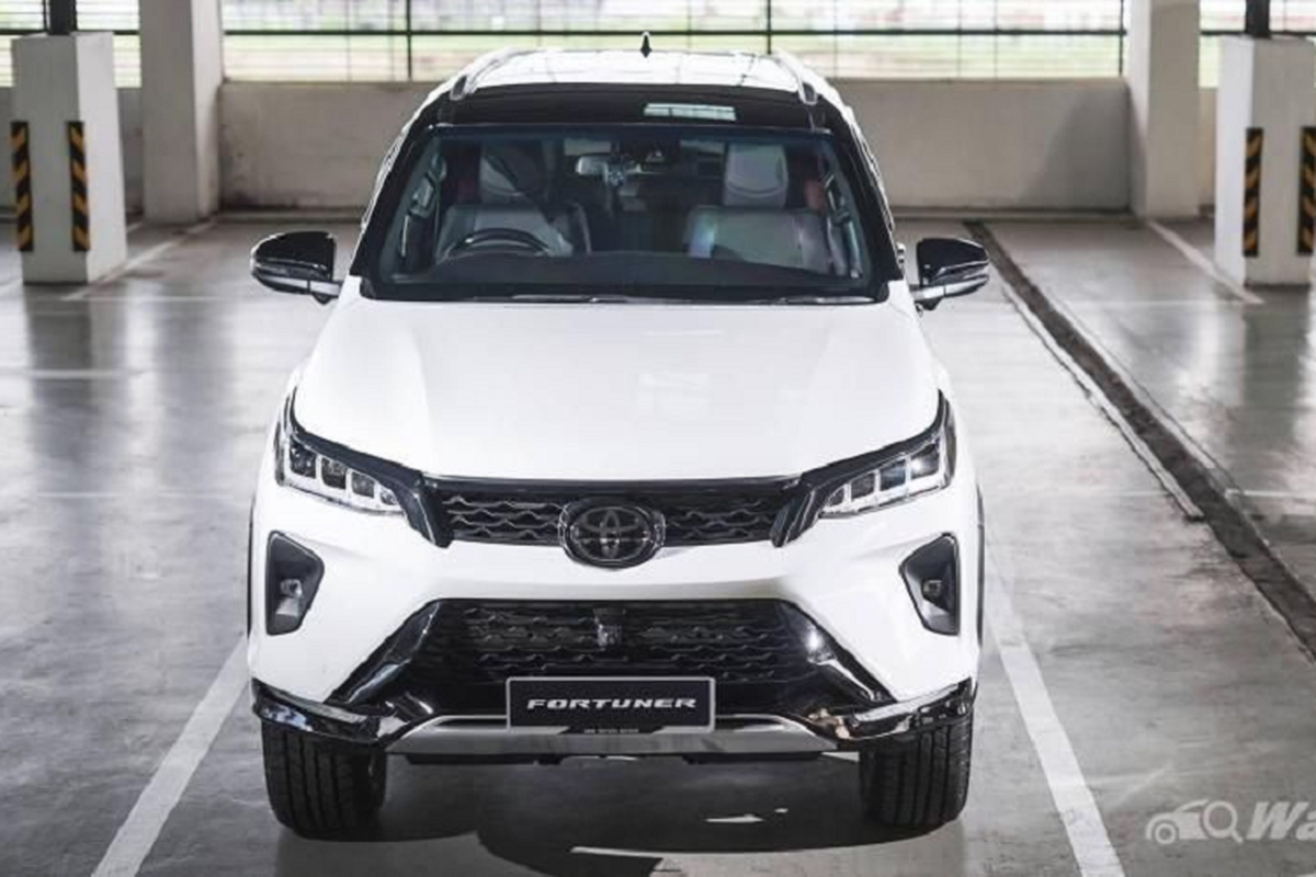 Toyota Fortuner 2022 se co dong co hybrid, cong nghe an toan hon-Hinh-6