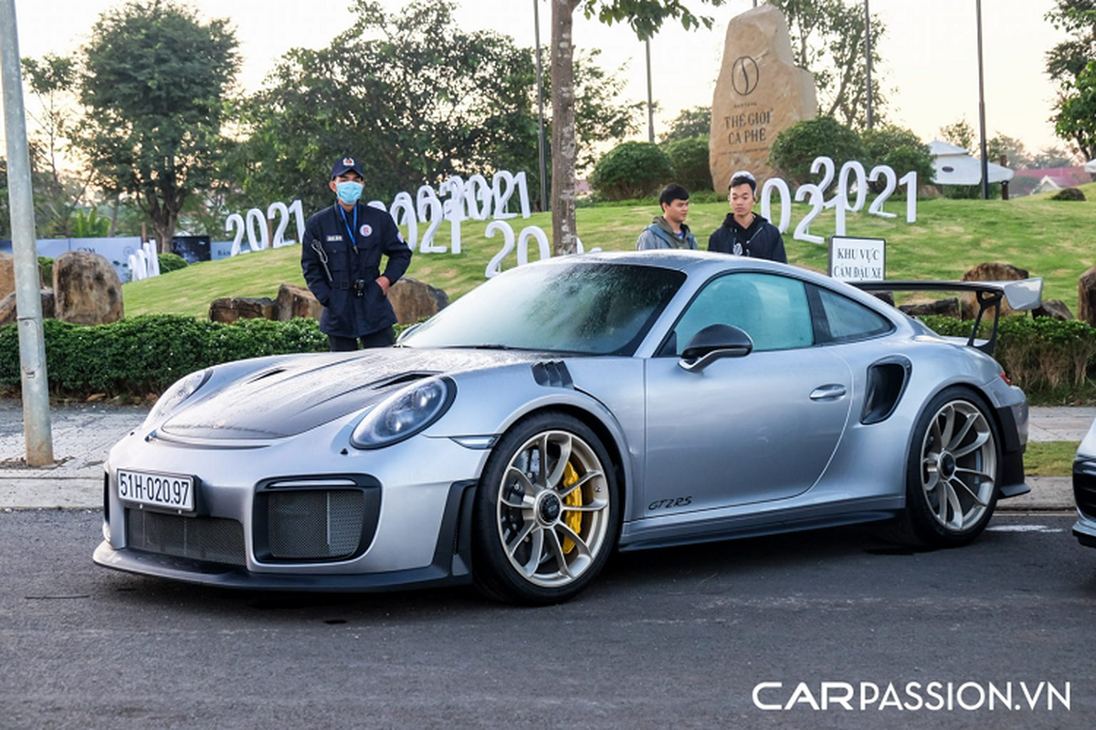 Porsche 911 GT2 RS cua ong Dang Le Nguyen Vu moi chay 19 km-Hinh-2