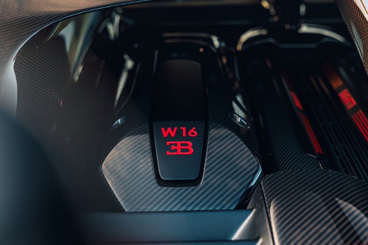 Bugatti Chiron Pur Sport hon 3,5 trieu USD thu nghiem tai Dubai-Hinh-8