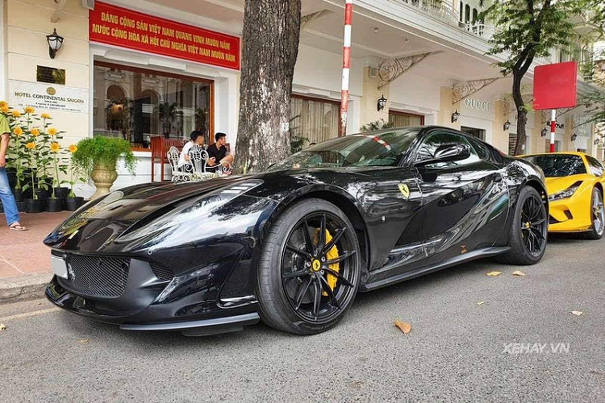 Ferrari F8, 812 Superfast va Mclaren 720S 