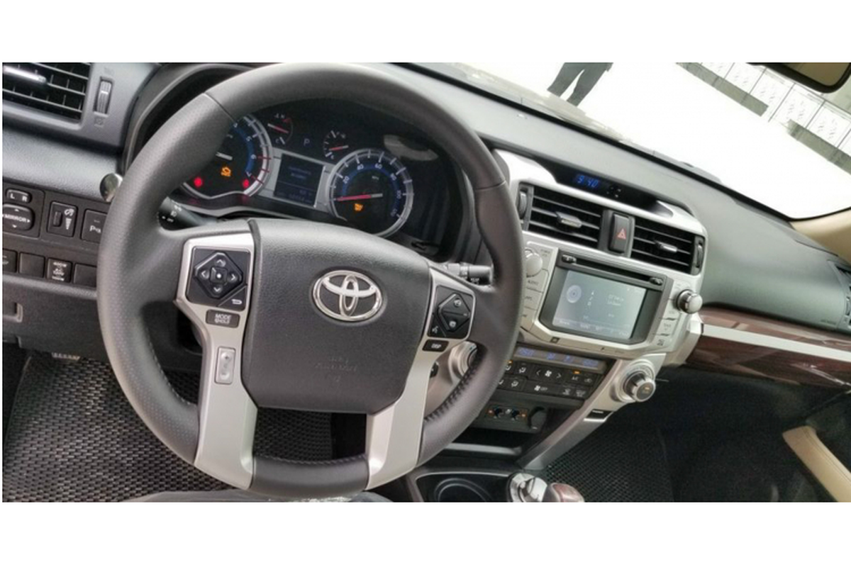 Co nen mua Toyota 4Runner 2013 nhap My, hon 2 ty o Sai Gon?-Hinh-6