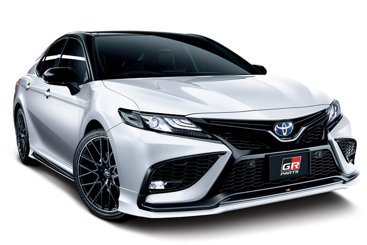 Toyota Camry 2021 moi them goi nang cap ngoai hinh 