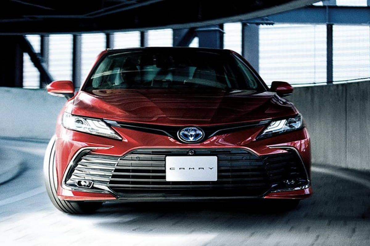 Toyota Camry 2021 moi them goi nang cap ngoai hinh 