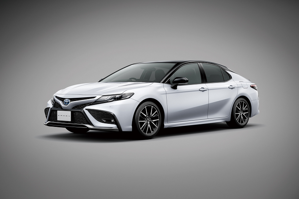 Toyota Camry 2021 moi them goi nang cap ngoai hinh 