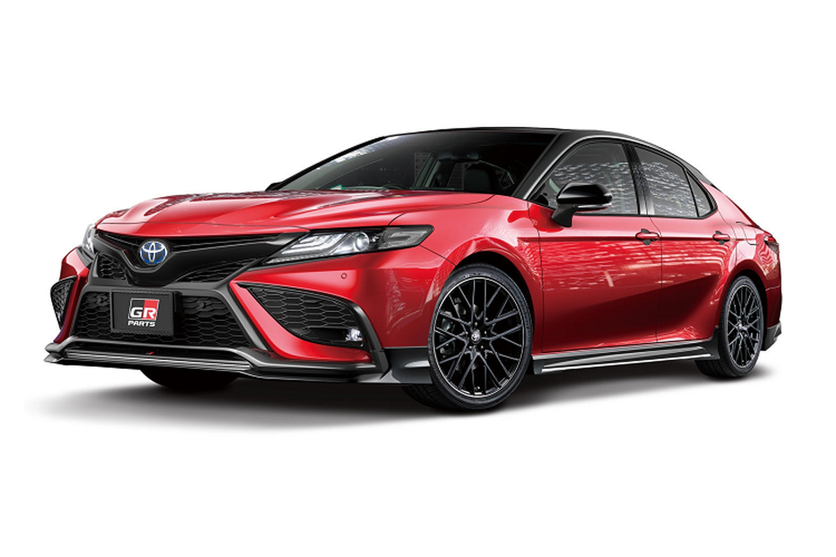 Toyota Camry 2021 moi them goi nang cap ngoai hinh 