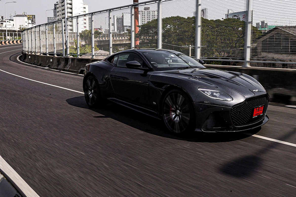 Ra mat Aston Martin DBS Superleggera hon 23 ty dong tai Thai Lan-Hinh-2