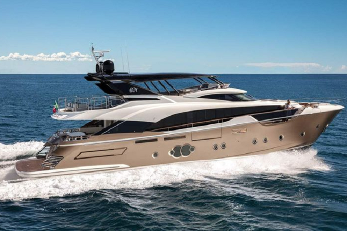 Sieu du thuyen Monte Carlo Yachts MCY gan 250 ty dong-Hinh-2