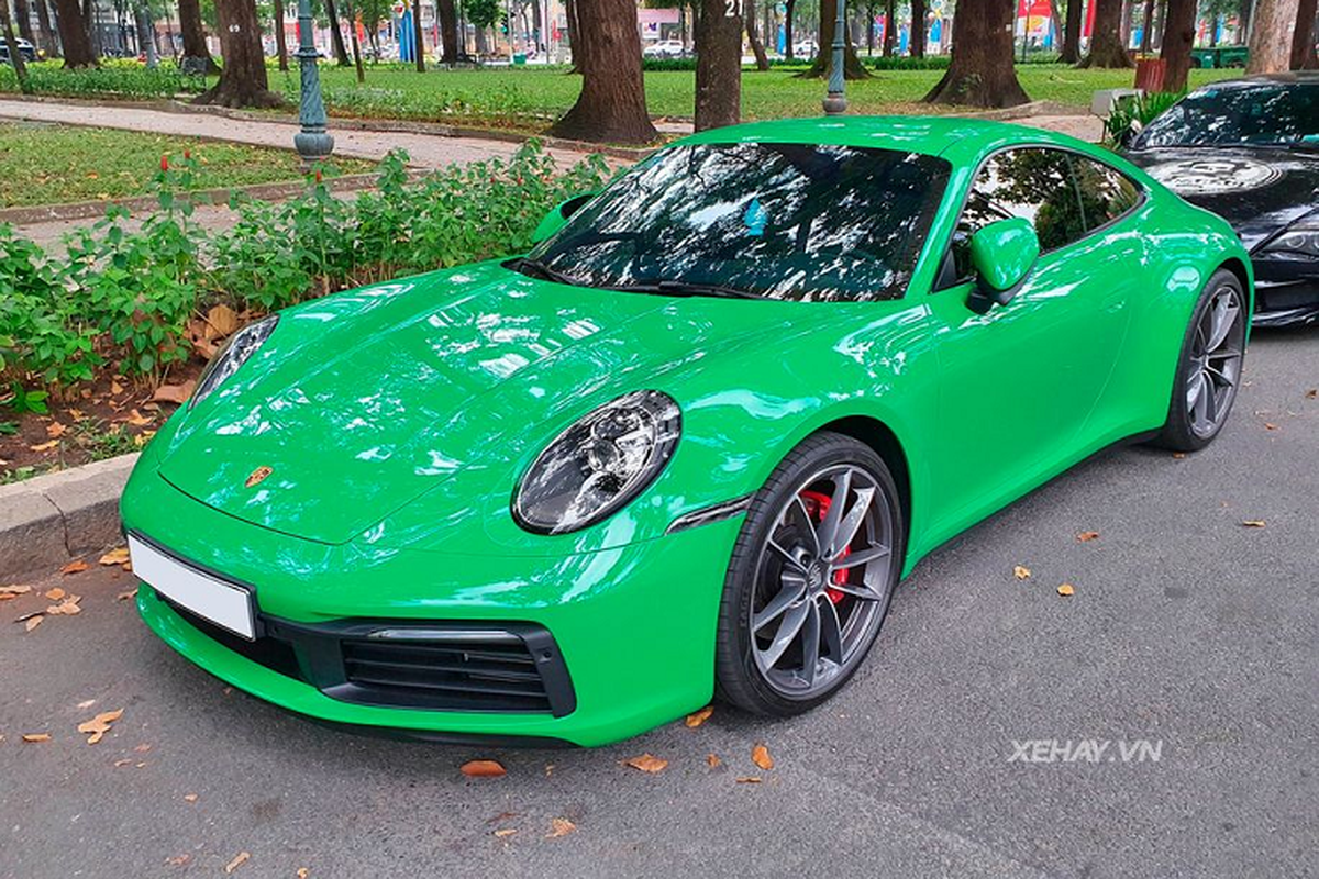 Porsche 911 Carrera S hon 7 ty, doc nhat Viet Nam o Sai Gon