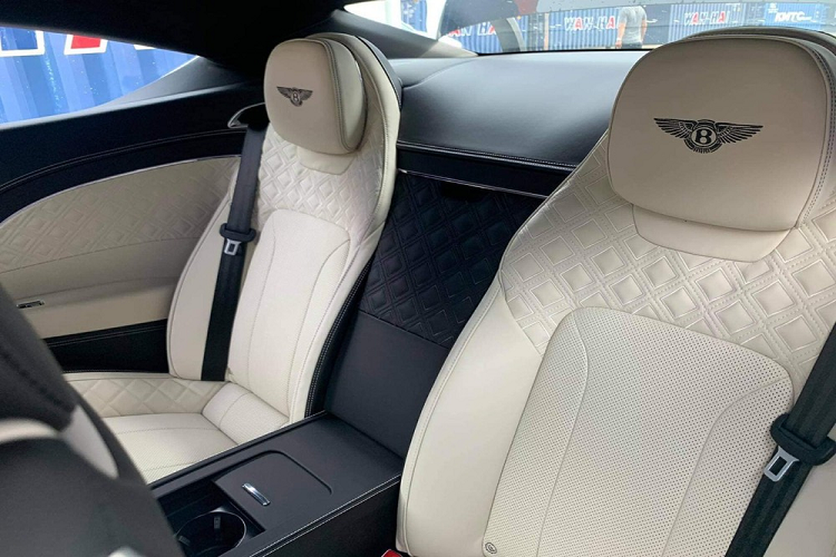 Bentley Continental, Rolls-Royce Cullinan hon 60 ty o Thai Nguyen-Hinh-5