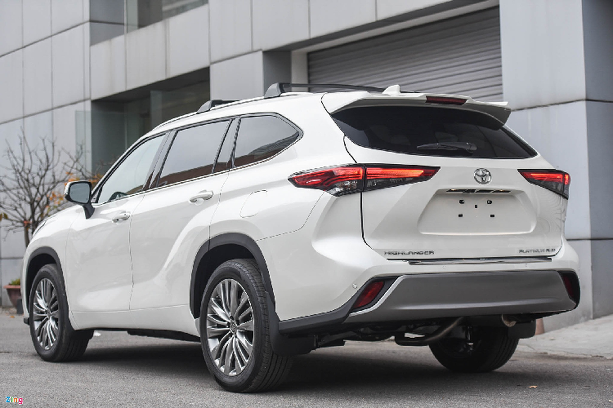 Toyota Highlander Platinum 2021 hon 4 ty dong tai Viet Nam-Hinh-2