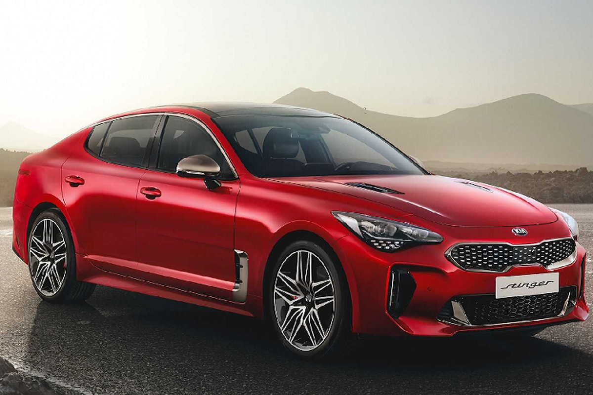 Xe the thao gia re Kia Stinger 2022 tu 37.135 USD tai My