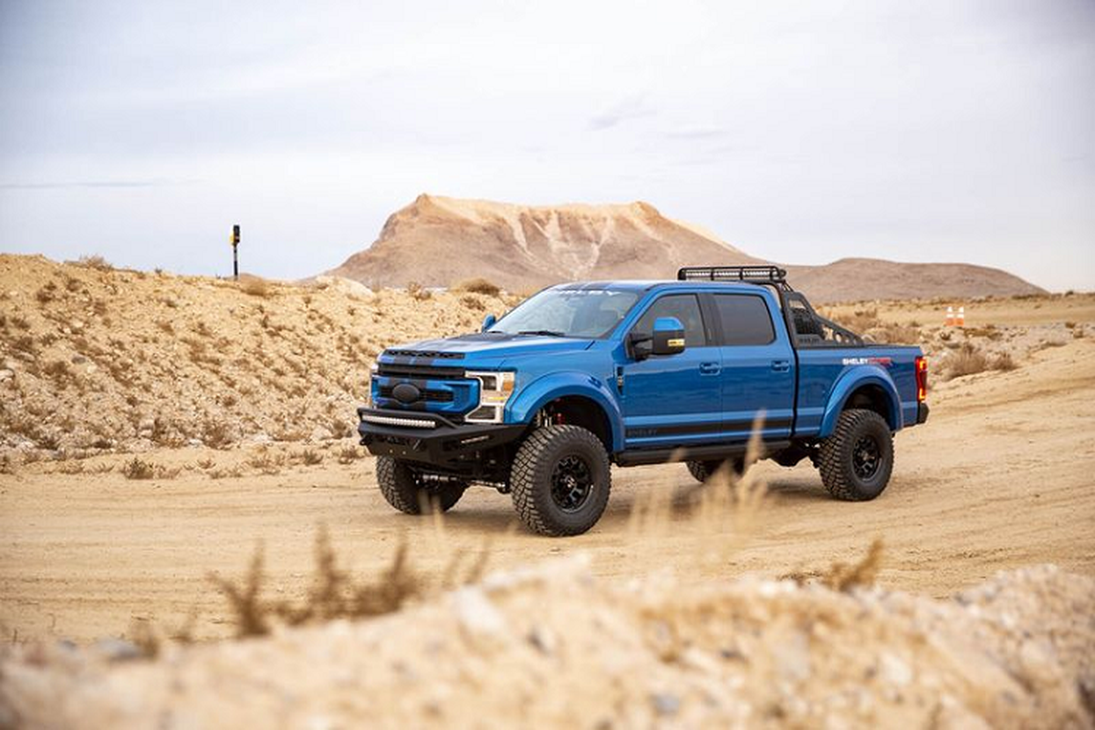 “Quai vat dia hinh” Shelby F-250 Super Baja 2021, gia tu 2,9 ty dong-Hinh-4