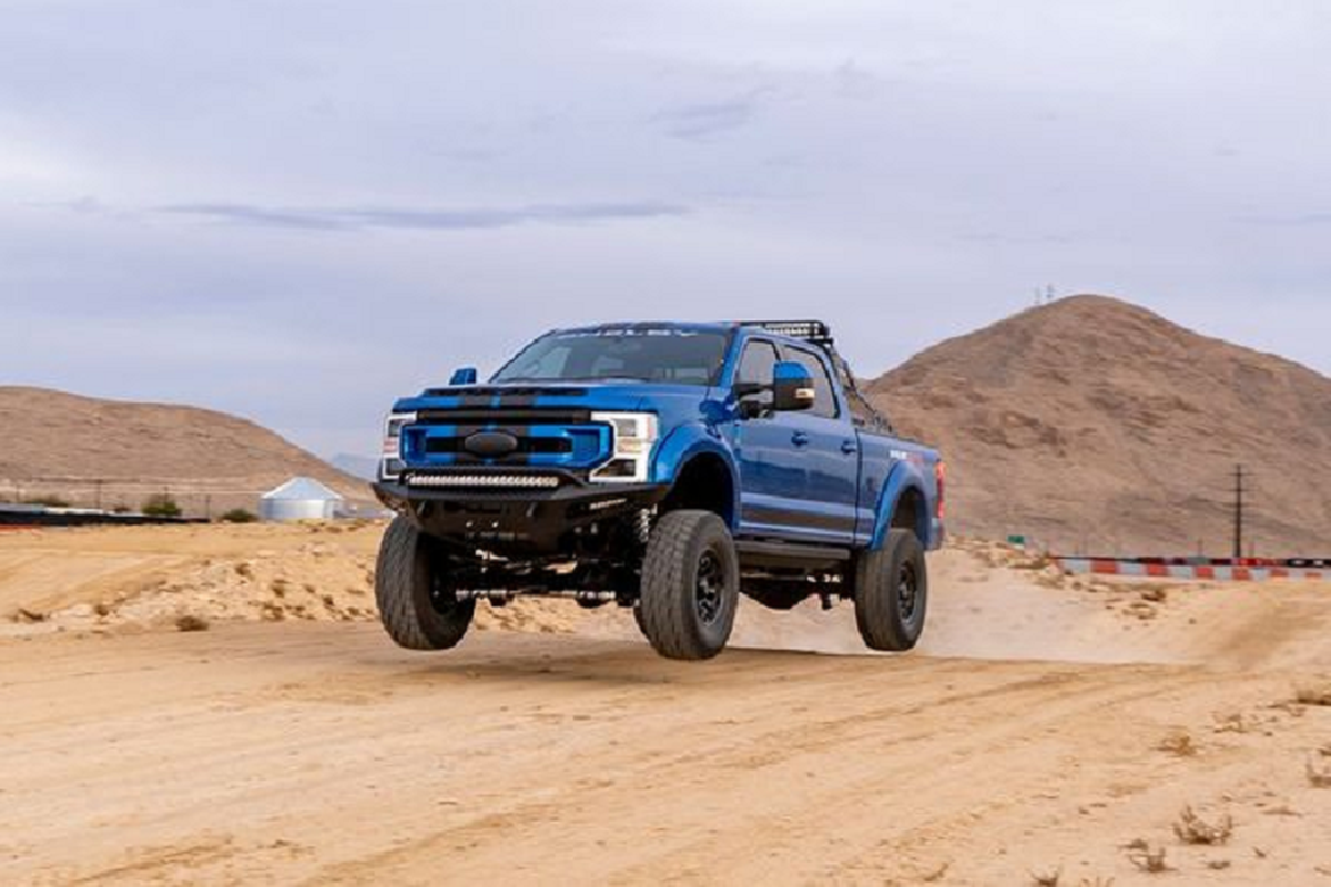 “Quai vat dia hinh” Shelby F-250 Super Baja 2021, gia tu 2,9 ty dong-Hinh-6