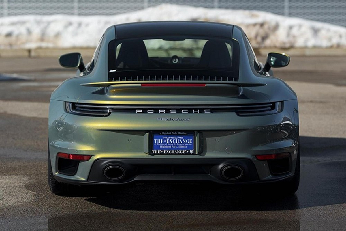 Porsche 911 Turbo S 