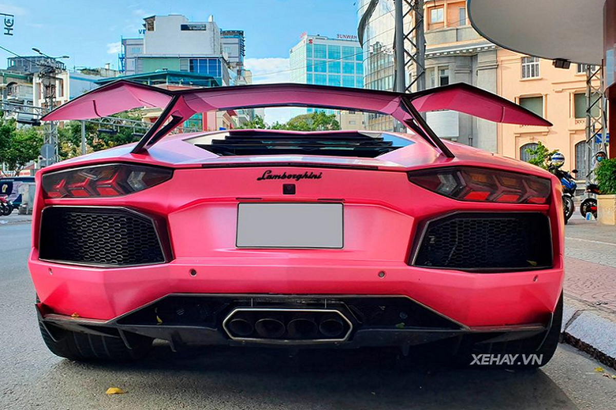 Can canh Lamborghini Aventador Novitec Torado 