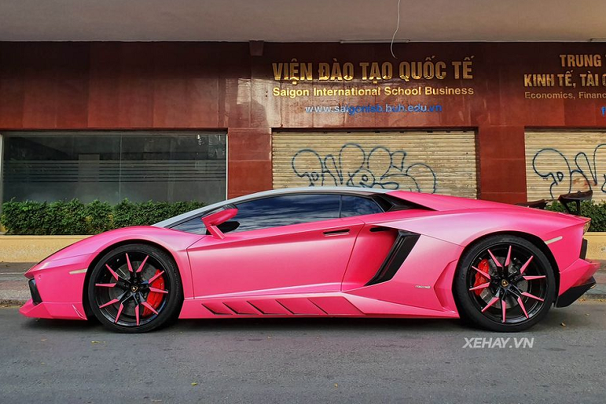 Can canh Lamborghini Aventador Novitec Torado 