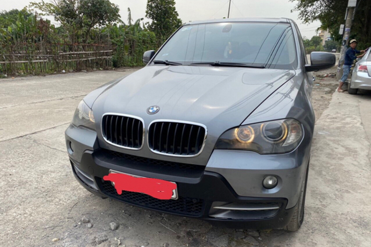 Chon BMW X5 cu 598 trieu hay 