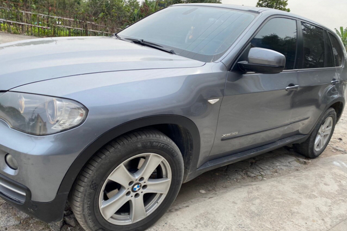 Chon BMW X5 cu 598 trieu hay 