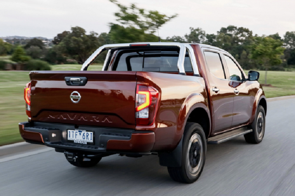 Nissan Navara 2021 tu 600 trieu dong tai Uc, them cua so troi-Hinh-10